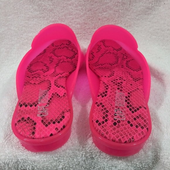 🆕Cape Robbin Venomous slip on mules - Picture 2 of 8